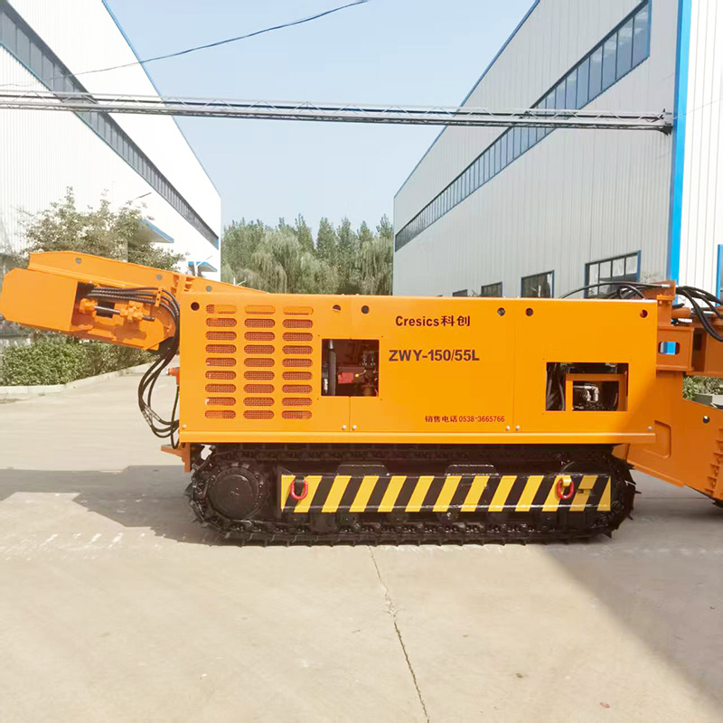 Máy xúc lật hầm lò