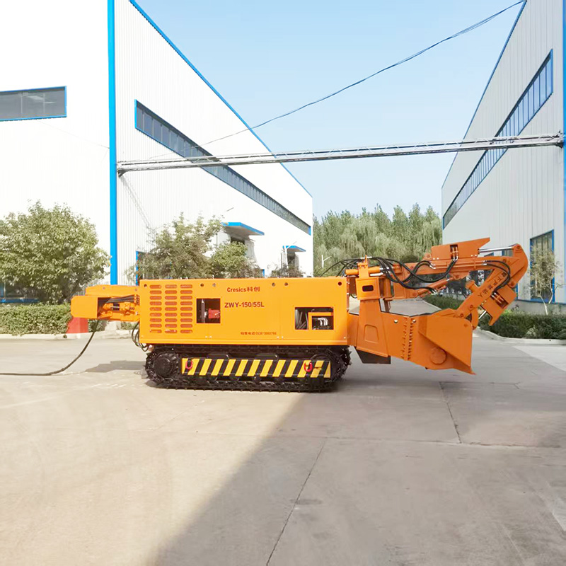 Chargeur déblayeur à arbre incliné